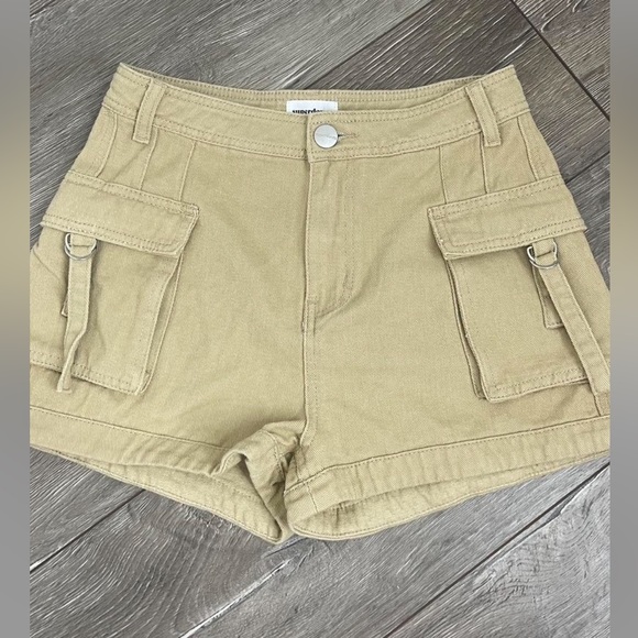 Revolve super down Janice cargo short in khaki - Picture 2 of 3